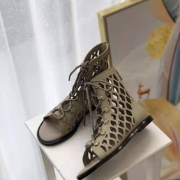 Женские ботинки Christian Dior 2021 бежевые кожа