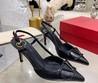 Женские кожаные туфли Valentino черные с открытой пяткой