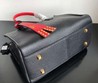 Женская кожаная сумка Valentino черная 33Х25