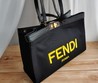 Сумка Fendi кожаная черная 41х28