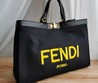Сумка Fendi кожаная черная 41х28
