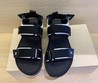 Женские сандалии Louis Vuitton черные с белым