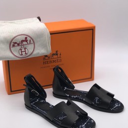 Женские кожаные сандалии Hermes черные