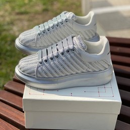Кроссовки женские Alexander McQueen белые с серебристым