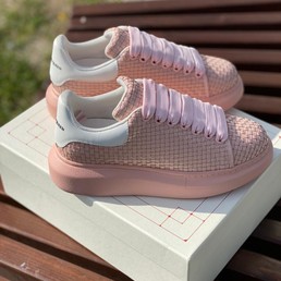 Кроссовки женские Alexander McQueen пудровые