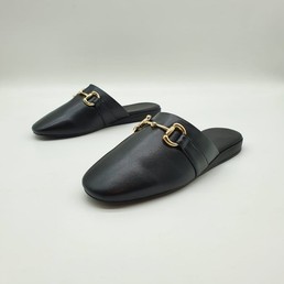 Женские шлепанцы Gucci черные