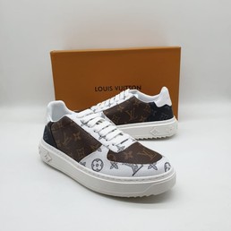 Мужские кеды Louis Vuitton 2021 белые с орнаментом LV