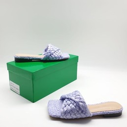 Женские шлепанцы Bottega Veneta 2021-2022 фиолетовые