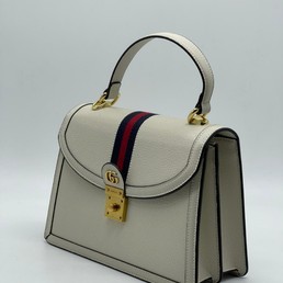 Женская сумка Gucci 25х18 молочная