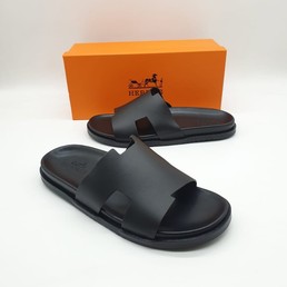 Мужские шлепанцы Hermes 2021-2022 черные