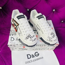 Женские кеды Dolce & Gabbana белые с орнаментом DG