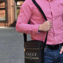 Сумка-планшет Gucci кожаная черная