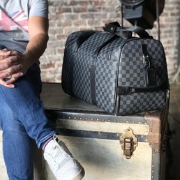 Сумка дорожная Louis Vuitton серая шашка с колесами