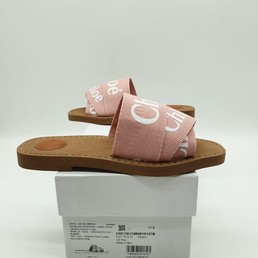 Женские шлепанцы Chloe розовые