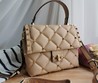 Женская сумка Valentino Garavani бежевая 25Х19