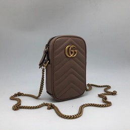 Женская сумка Gucci кожаная бежевая