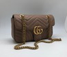 Женская сумка Gucci Marmont кожаная бежевая 26х15