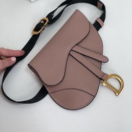Женская поясная сумка Christian Dior Saddle кожаная пудровая