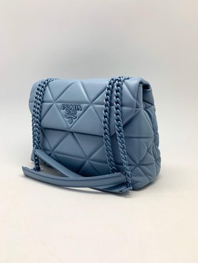 Женская сумка Prada Spectrum кожаная голубая