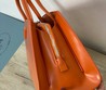 Женская сумка Prada кожаная оранжевая
