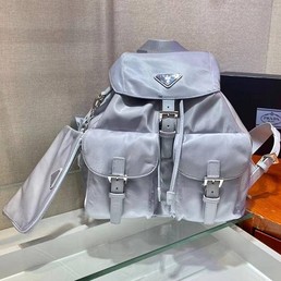 Женский рюкзак Prada серебристый текстиль