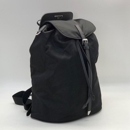 Женский рюкзак Prada черный текстиль