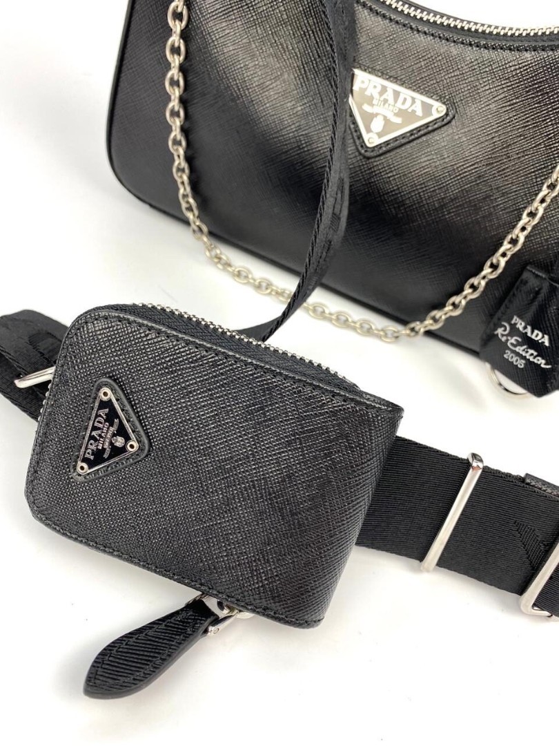 Женская сумка Prada Re-Edition 2000 кожаная черная