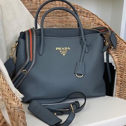 Женская сумка Prada Galleria кожаная синяя