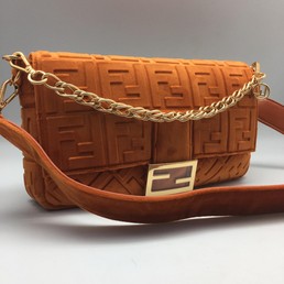 Женская сумка Fendi Baguette Maxi оранжевая бархат