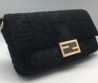 Женская сумка Fendi Baguette Maxi черная бархат