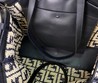 Женская сумка Fendi Sunshine черная с белым орнаментом