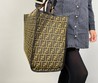 Женская сумка Fendi Sunshine коричневая с орнаментом