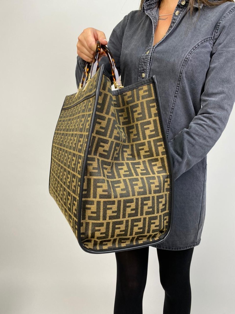 Женская сумка Fendi Sunshine коричневая с орнаментом