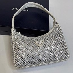 Женская сумка Prada Re-Edition 2000 белая со стразами