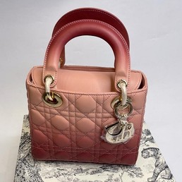 Женская сумка Christian Dior Lady Medium кожаная розовая