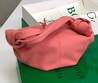 Женская сумка Bottega Veneta Borsa Mini кожаная розовая