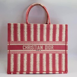 Женская сумка-тоут Christian Dior Book Tote красная  41,5х32