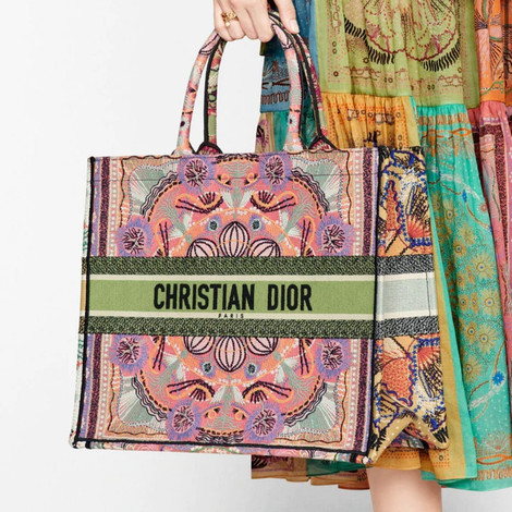 Женская сумка-тоут Christian Dior Book Tote цветная 41,5х32