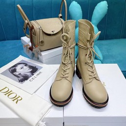 Женские ботинки Christian Dior 2021 бежевые кожаные