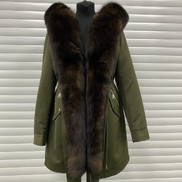 Зеленая парка с мехом песца (Коричневый) 95 см