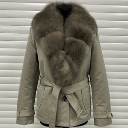 Бежевый тренч с мехом песца (Бежевый)