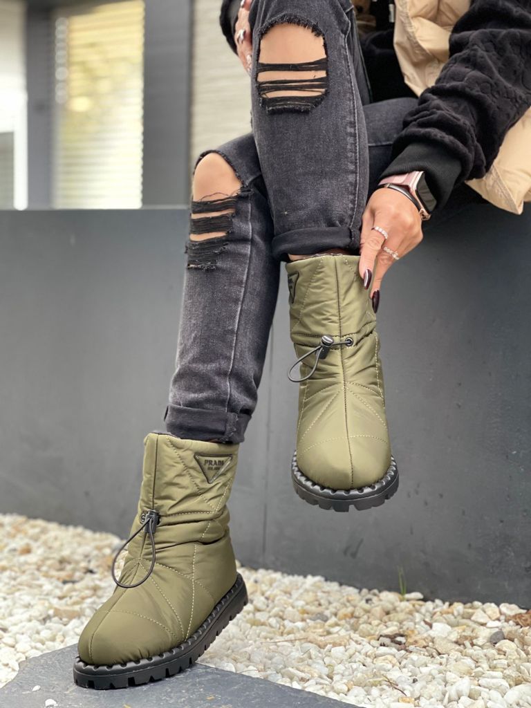 Женские ботинки Prada 2021 зеленые нейлон