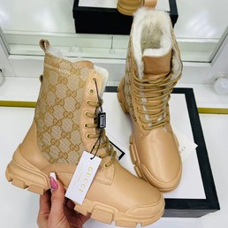 Женские ботинки зимние Gucci бежевые с мехом