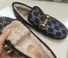Женские лоферы Gucci 2021 черные на овчине