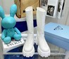 Женские ботинки Prada кожаные белые