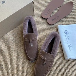 Женские лоферы Loro Piana замшевые сиреневые