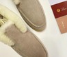 Женские лоферы Loro Piana замшевые бежевые
