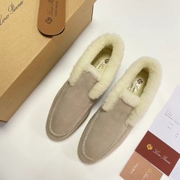 Женские лоферы Loro Piana замшевые бежевые