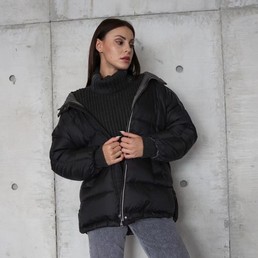 Женский пуховик Brunello Cucinelli с гусиным пухом и пером черный