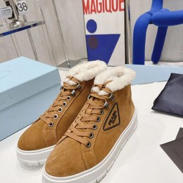 Женские высокие кеды Prada на меху коричневые зимние